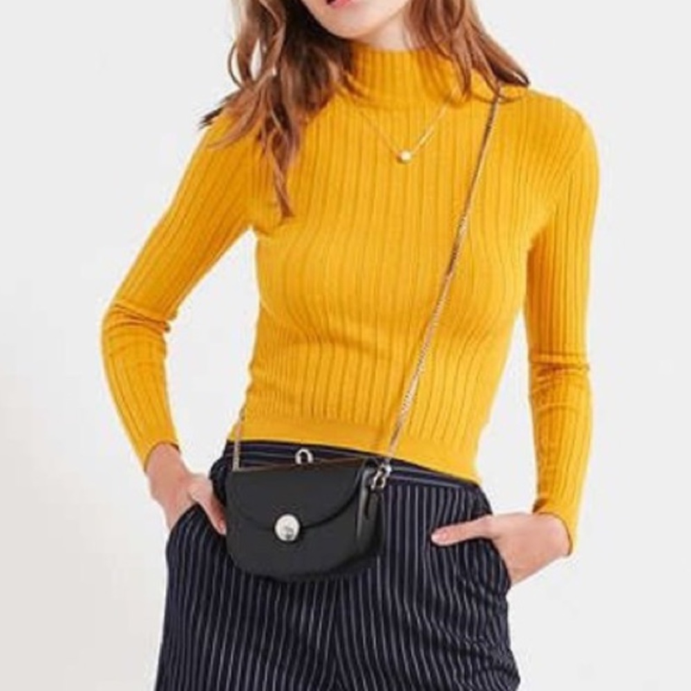 UO Ribbed Mock Neck Sweater